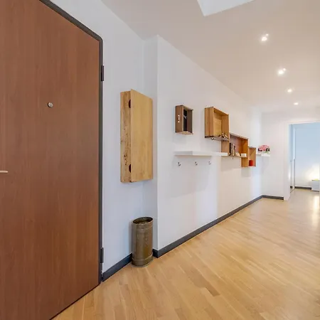 The Fork's Flat Apartment