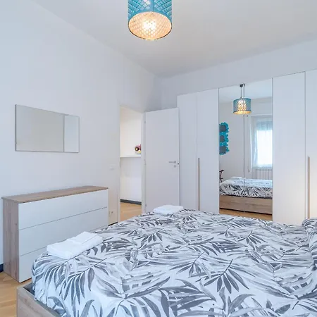 The Fork's Flat * 热那亚